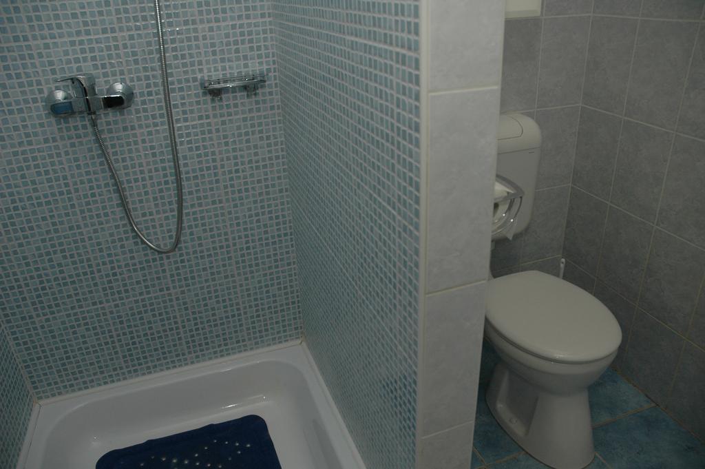 Hotel Zoeldike Vendeghaz Kaposvár Pokoj fotografie